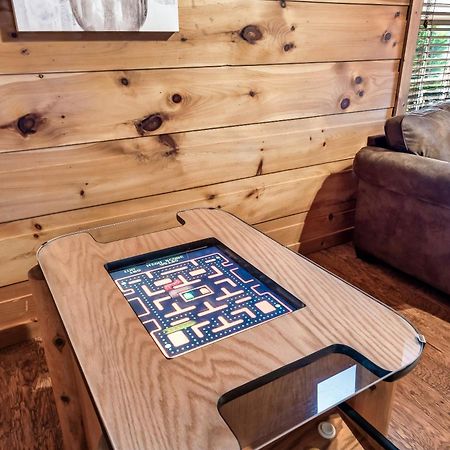 Mama Bear'S Moonshine Ridge Villa Gatlinburg Bagian luar foto