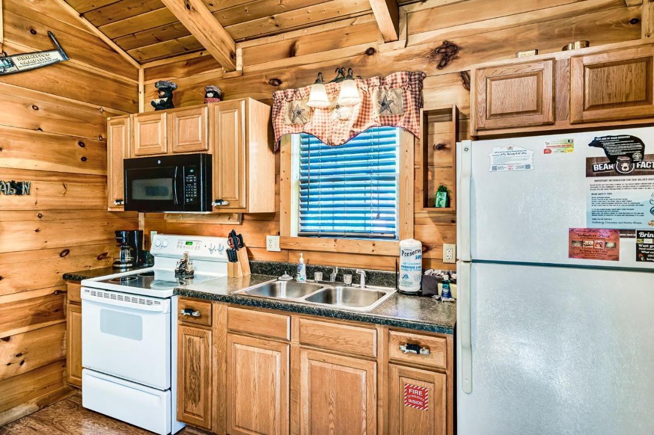 Mama Bear'S Moonshine Ridge Villa Gatlinburg Bagian luar foto